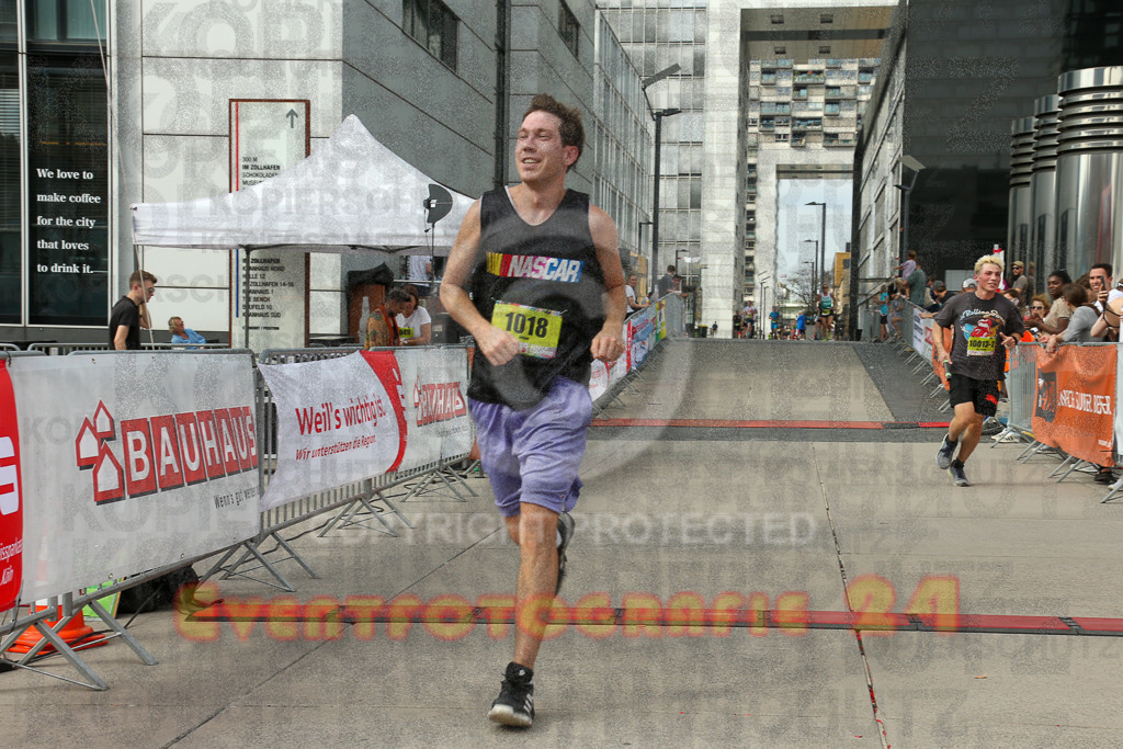 250920_1523_EX1_9220 | Sportfotografie im Rhein-Sieg Kreis, Köln, Bonn, NRW, Rheinland Pfalz, Hessen, etc. Unser Tätigkeitsfeld umfasst den Laufsport vom Volkslauf über den Marathon, Duathlon, Triathon bis zum Ultralauf wie Kölnpfad Ultra oder Schindertrail.