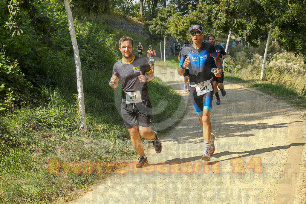 250824_1436_EX1_6852 | Sportfotografie im Rhein-Sieg Kreis, Köln, Bonn, NRW, Rheinland Pfalz, Hessen, etc. Unser Tätigkeitsfeld umfasst den Laufsport vom Volkslauf über den Marathon, Duathlon, Triathon bis zum Ultralauf wie Kölnpfad Ultra oder Schindertrail.
