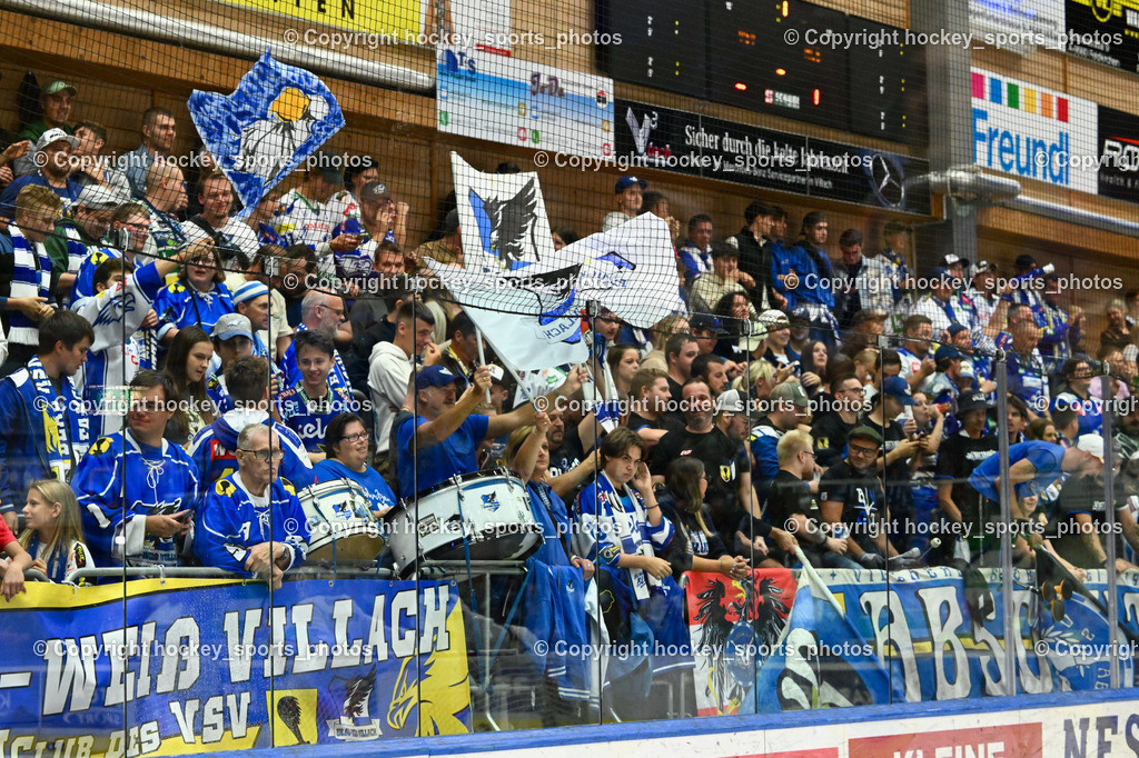 EC IDM Wärmepumpen VSV vs. HC Bozen 19.9.2023 | EC VSV Fans, Blau Weiss Villach, Absolut Villach, win2day icehockeyleague, EC IDM Wärmepumpen - HC Bozen  am 19.09.2023 in Villach (Stadhalle Villach), Austria, (Photo by Bernd Stefan)