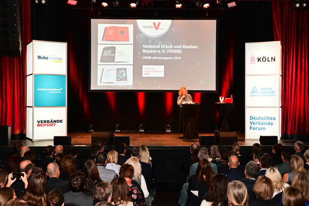 0129Media_V_Award_2025_Foto_Stefan_Wernz | Fotograf Köln - Realisiert mit Pictrs.com