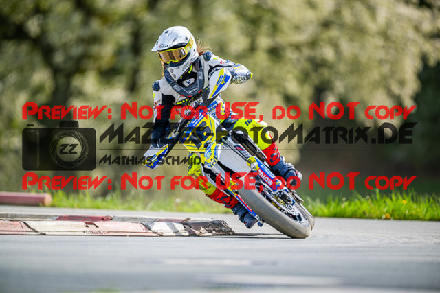 MaZZes_FotoMatrix_230506_2-420 | S1