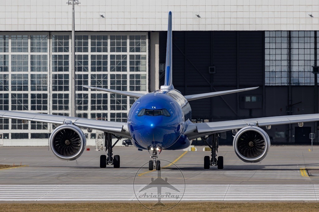 AZ9985-A339-EI-TYA-MUC-FCO-20240215-TPAI-sharpen-enhance-2x | Browse breathtaking aviation photography and order high-quality prints from AviatoRay's gallery. Perfect for enthusiasts and collectors. - Realisiert mit Pictrs.com