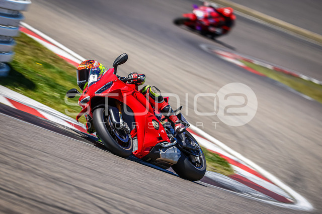 0021-260526NBR-029_21 | Deine Full-Service-Agentur für ✔️Videoproduktionen und ✔️Motorsportfotografie Jetzt Angebot anfragen!