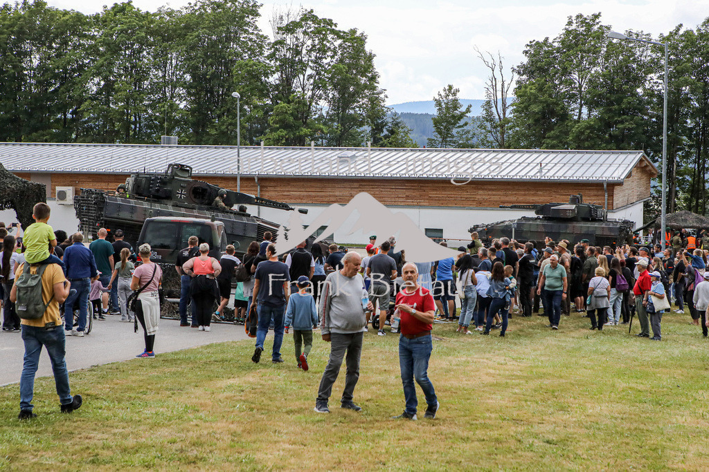 OE7A0900 | Mitfahrgelegenheit im Puma