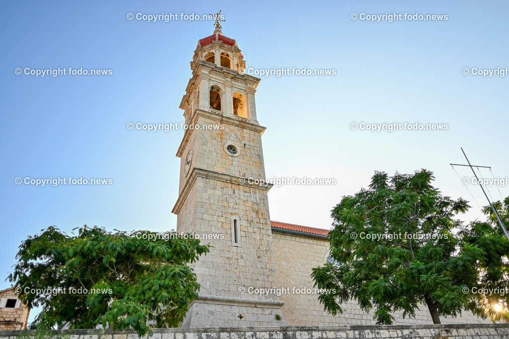 Kroatien_ Sutivan_ Brac_ 04.08.2023-25 | 03.08.2023, Kroatien, HRV, Brač, Insel in Dalmatien, Sutivan im Bild Kirche Sankt Rochus 