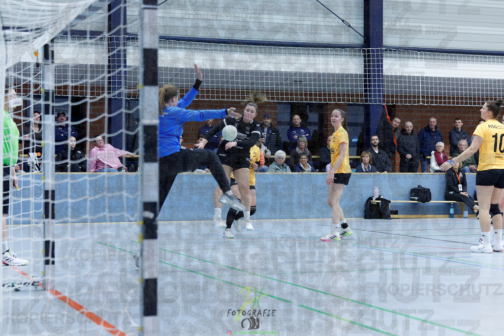 Handball Frauen Oberliga Mitte, HSG Eibelshausen/Ewersbach - HSG Lumdatal | Handball Frauen Oberliga Mitte, HSG Eibelshausen/Ewersbach - HSG Lumdatal am 21.02.2026 in Dietzhölztal-Steinbrücken (Sporthalle am Hammerweiher)Photo © 2026 - Jörg Heinrich - Realisiert mit Pictrs.com