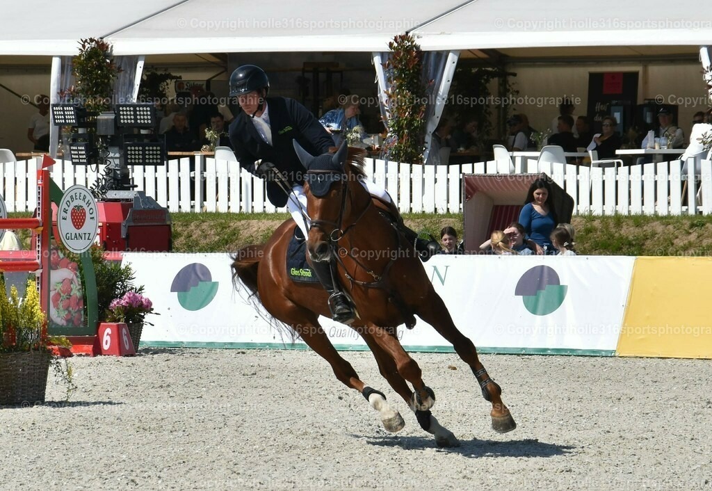 346809053_147036878343897_8775273372913347702_n | Sportfotografie , Motorsport, Motoross, Reitsport, Mointainbike, Enduro,
Landschaft , Outdoor, Eventfotografie, Landschaft, Bilder online bestellen - Realisiert mit Pictrs.com