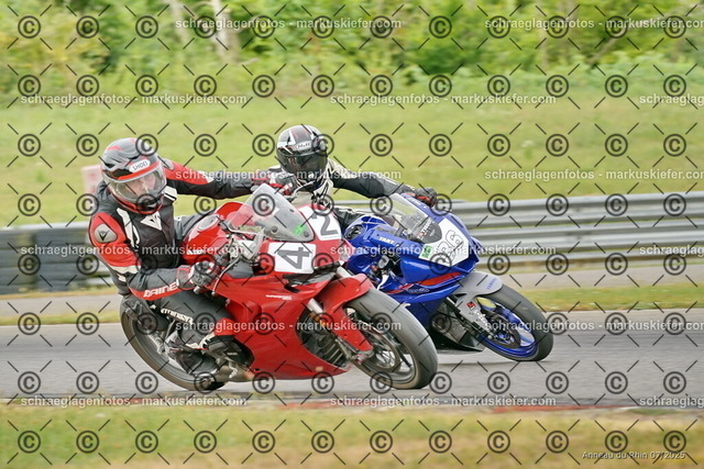 25bt05-0476 | markuskiefer.com - Realisiert mit Pictrs.com