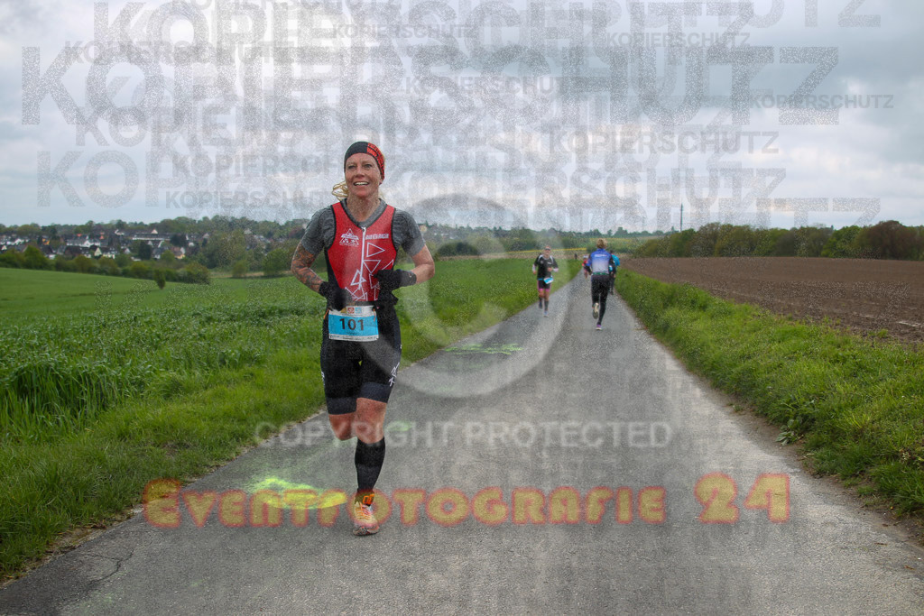 240421_1046_EV4_3531 | Sportfotografie im Rhein-Sieg Kreis, Köln, Bonn, NRW, Rheinland Pfalz, Hessen, etc. Unser Tätigkeitsfeld umfasst den Laufsport vom Volkslauf über den Marathon, Duathlon, Triathon bis zum Ultralauf wie Kölnpfad Ultra oder Schindertrail.