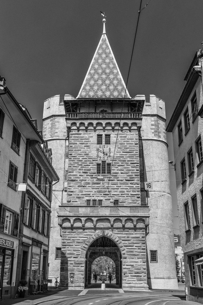 Spalentor | Die Rückseite des Spalentor in der Spalenvorstadt, Basel, Schweiz. - Realisiert mit Pictrs.com