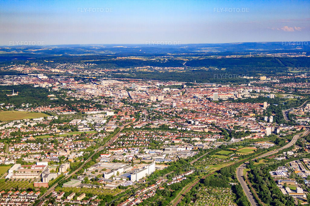 Luftbild: Stadtansicht von Nordwesten mit Südtangente (B10) und Siemens AG, Fertigungs- und Entwicklungsstandort Karlsruhe im Ortsteil Knielingen in Karlsruhe im Bundesland Baden-Württemberg in Deutschland. Foto: IMG_57912.jpg vom 16.06.2013 durch Werner Riehm/FLY-FOTO.deKarlsruhe | Fertigungs- und Entwicklungsstandort - Siemens | Siemens