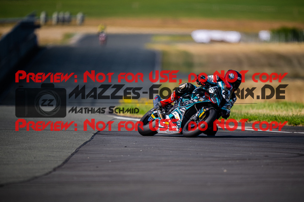 MaZZes_FotoMatrix_220722_1778 | PRO SUPERSTOCK