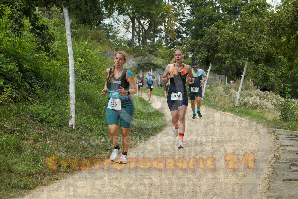 250824_1419_EX1_5803 | Sportfotografie im Rhein-Sieg Kreis, Köln, Bonn, NRW, Rheinland Pfalz, Hessen, etc. Unser Tätigkeitsfeld umfasst den Laufsport vom Volkslauf über den Marathon, Duathlon, Triathon bis zum Ultralauf wie Kölnpfad Ultra oder Schindertrail.