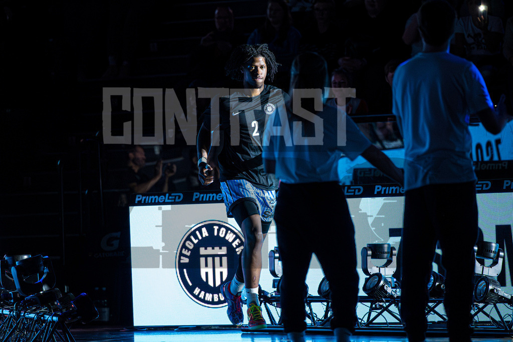 Basketball I Herren I Bundesliga I Saison 2025/2026 I 8. Spieltag I Veolia Towers Hamburg - MHP Riesen Ludwigsburg | CONTRAST ZERØ MEDIA - Realisiert mit Pictrs.com