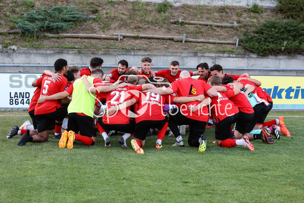 TSV Aindling - VfB Eichstätt | Professionelle Sportfotos aus den Bereichen Fußball, Eishockey, Handball und vieles mehr. Ob Sieg oder Niederlage