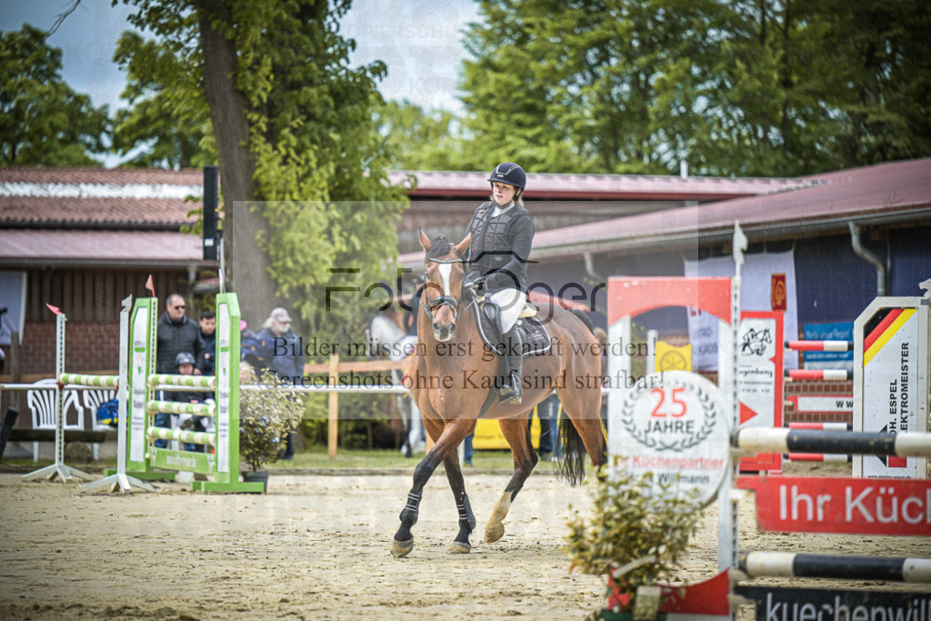 DOS_5660 | Entdecke hochwertige Reitturnierfotos von Foto Oger. Professionell, emotional und authentisch – jetzt Lieblingsmomente im Shop bestellen.Deutschlandweite Turnierfotografie. - Realisiert mit Pictrs.com