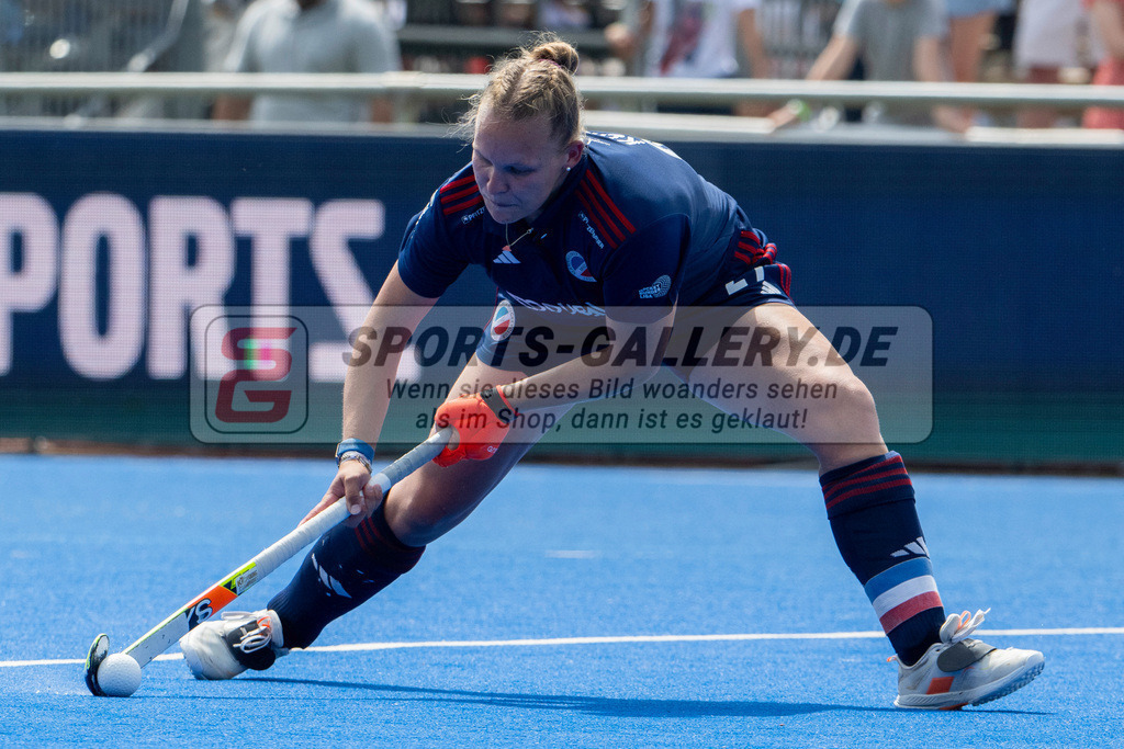 Final4_20250531-1211-Z09_2349 | Krefeld, Deutschland, 31.05.2025:  Feldhockey Final4 2025 – „Deutsche Feldhockey-Meisterschaften 2025“ im Gerd-Wellen-Hockeyanlage am 31.05.2025 in Krefeld, Deutschland. (Foto von Kramhöller/Fehrmann/Kaste)Krefeld, Germany, 31.05.2025: Feldhockey Final4 2025 – „Deutsche Feldhockey-Meisterschaften 2025“ in Gerd-Wellen-Hockeyanlage at 31.05.2025 in Krefeld, Deutschland. (Foto from Kramhöller/Fehrmann/Kaste)