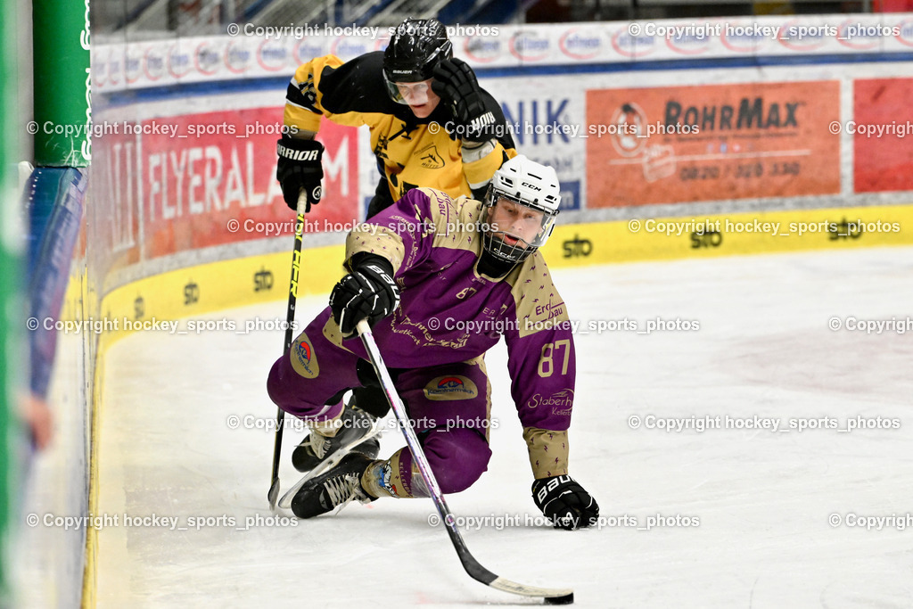 EC Kellerberg vs. EC Arnoldstein | #87 Tischner Julian EC Kellerberg, #19 Pichler Daniel EC Arnoldstein, EC Kellerberg vs. EC Arnoldstein, EC Kellerberg vs. EC Arnoldstein am 27.01.2026 in Villach (Stadthalle Villach), Austria, (Photo by Bernd Stefan)