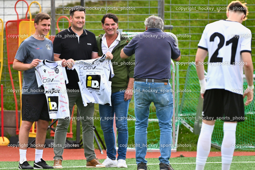 SV Spittal 1921 vs. ATUS Velden | Verabschiedung Trainerteam SV Spittal, Headcoach Headcoach SV Spittal Philipp Dabringer,  Asisstentcoach SV Spittal Mario Mihajlovic, Obmann SV Spittal Gerald Gadnik, SV Spittal 1921 vs. ATUS Velden, SV Spittal 1921 vs. ATUS Velden am 05.06.2025 in Spittal an der Drau (Goldeck Stadion), Austria, (Photo by Bernd Stefan)