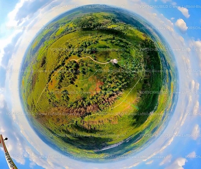 HornBadMeinberg240590075LipischerVelmertot | Luftbild, Eggeturm Aussichtsturm auf der Lippische Velmerstot Kuppe, Baustelle für Renovierung, Teutoburger Wald, Erdkugel, Fisheye Aufnahme, Fischaugen Aufnahme, 360 Grad Aufnahme, tiny world, little planet, fisheye Bild, Leopoldstal, Horn-Bad Meinberg, Ostwestfalen, Nordrhein-Westfalen, Deutschland