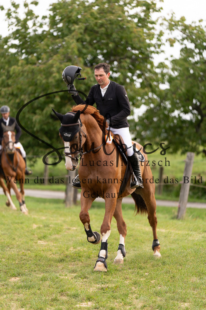 A7509898 | Turnier/Reitfotograf