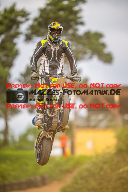 MaZZes_FotoMatrix_220528_6440 | Fotograf Mathias Schmid
Sportfotograf,
Eventfotograf,
Hochzeitsfotograf,
Portraitfotograf