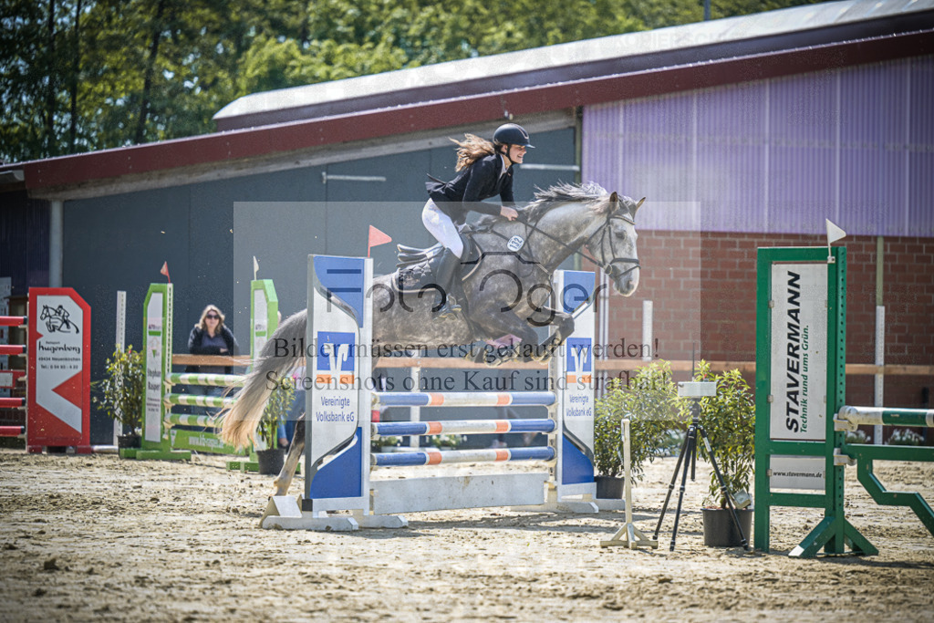 DOS_9735 | Entdecke hochwertige Reitturnierfotos von Foto Oger. Professionell, emotional und authentisch – jetzt Lieblingsmomente im Shop bestellen.Deutschlandweite Turnierfotografie. - Realisiert mit Pictrs.com