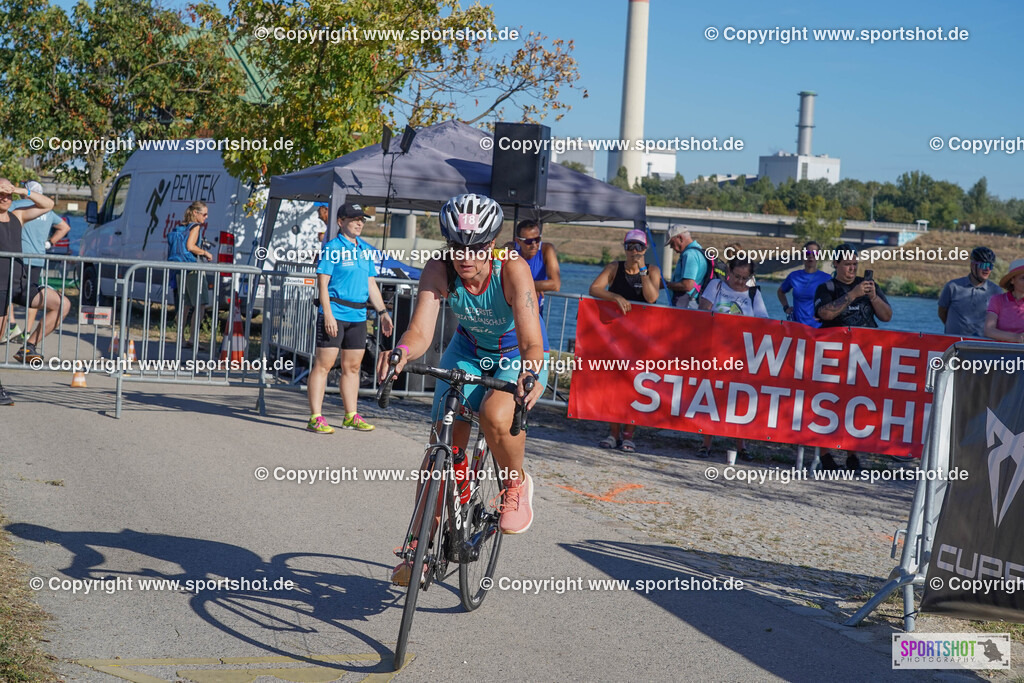 DSC00219 | Vienna Triathlon 2024                                        P3 Event                                                             #yourpictrs #sportshot_your_pictrs                 @Sportshotphotography                                     Photo Credit: www.sportshot.de