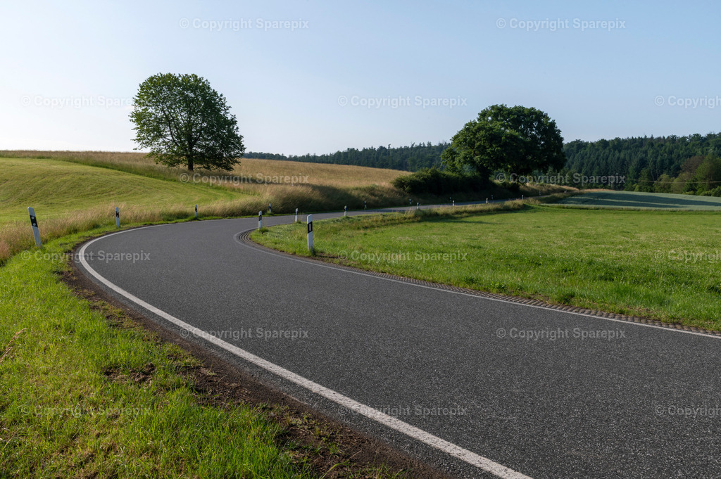 CAR_TE_Country_Road22 | sparepix - Realisiert mit Pictrs.com