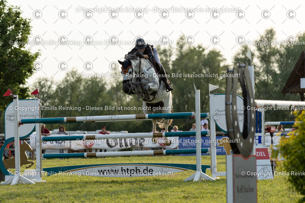 CL5A1443 | Emilia Reinking Fotografie - Realisiert mit Pictrs.com