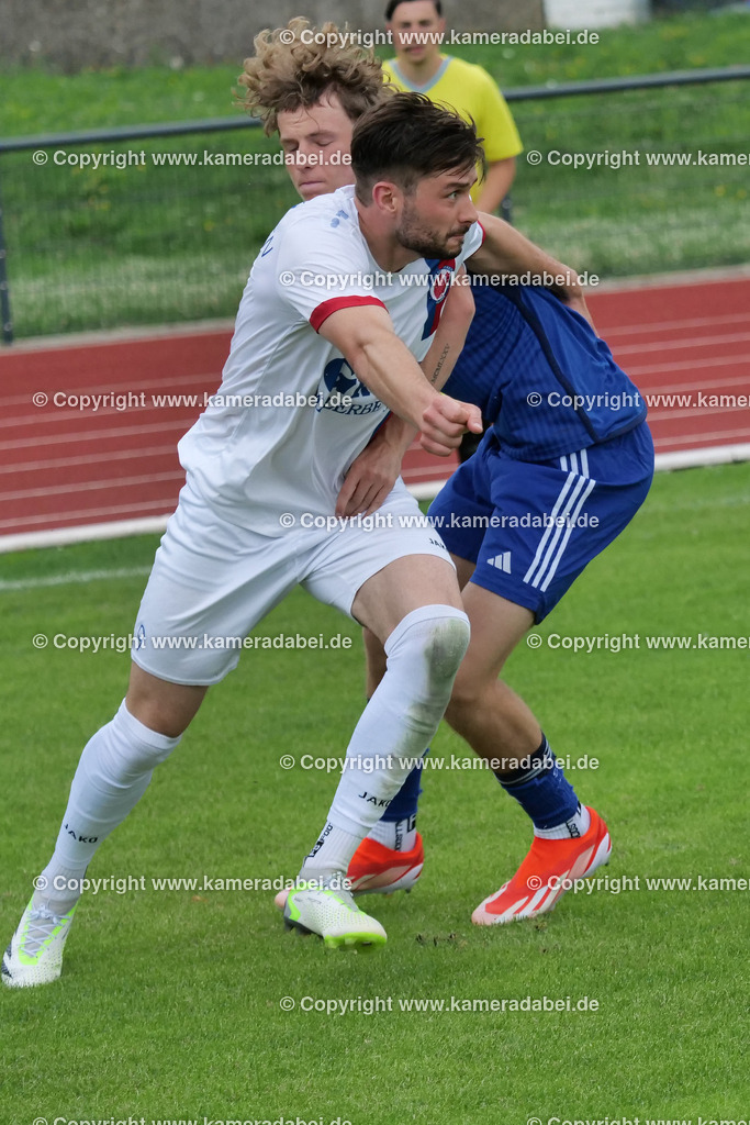 Fußball : Testspiel : SuS 09 Dinslaken - Schalke 04 U 19 am 25.07.2024 | Foto : Jochen Emde / www.kameradabei.de - Realisiert mit Pictrs.com
