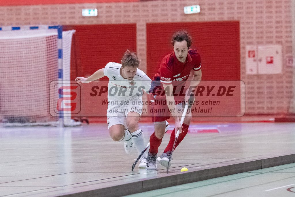 HK_20221125_101535 | 1. Bundesliga ( Halle ) Herren Crefelder HTC - Düsseldorfer HC am 26.11.2022 Crefelder HTC, Krefeld , Schmidt Bernhard ( Düsseldorfer HC #30 ) , Elias Friedrich ( Crefelder HTC #11 )