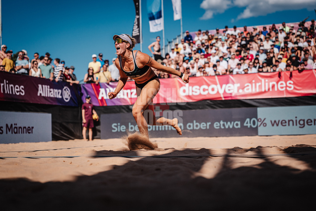 Beachvolleyball | Frauen | Allianz German Beach Tour 2025 | Tourstop München | 13.07.2025 | Melanie Paul jubelt