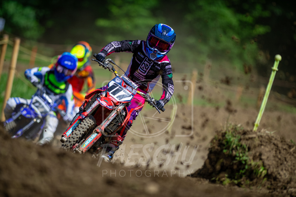 85 er (391) | Paeschuphoto Shop - Wer nicht sucht der auch nicht findet.Ob Motocrossbilder oder von einem besuchtem Spiel, Hauptsache Action. - Realisiert mit Pictrs.com