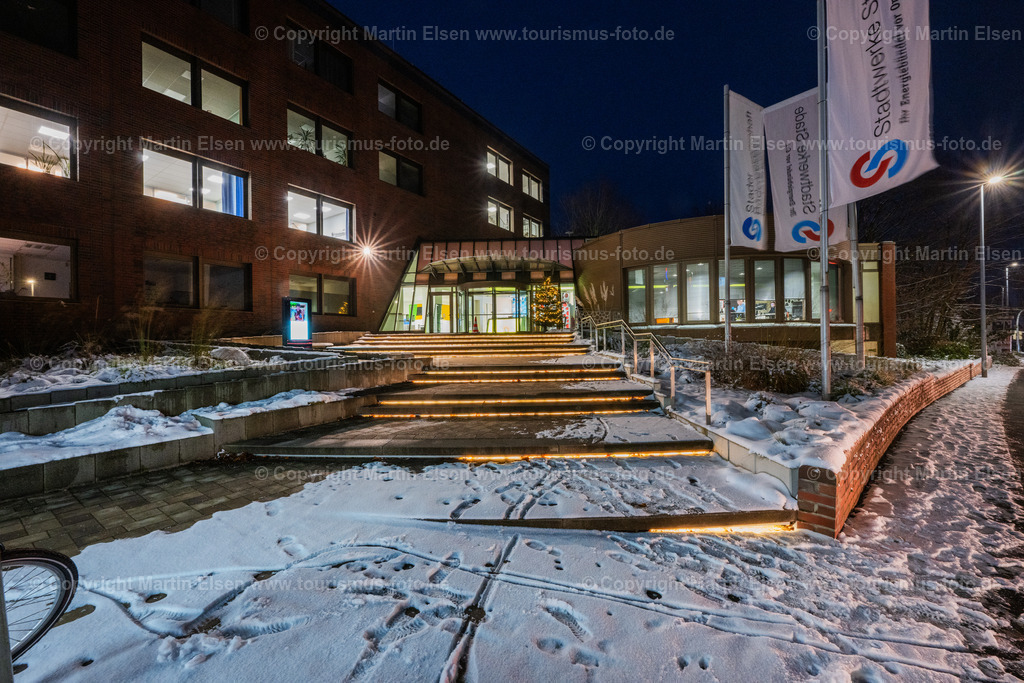 Stade Hafencity Winter Nacht Bild_ELS_8021041223 | Stader Winter - Realisiert mit Pictrs.com