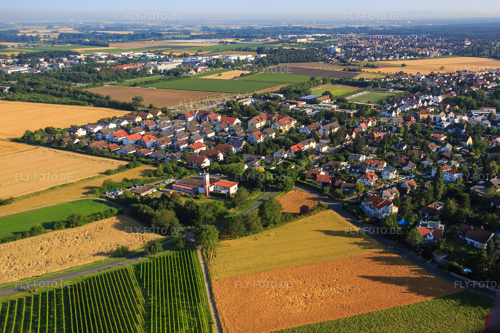 Luftbild: Freiwillige Feuerwehr Alsbach (Gemeinde Alsbach-Hähnlein) im Ortsteil Alsbach in Alsbach-Hähnlein im Bundesland Hessen in Deutschland. – Foto: IMG_091428.jpg vom 07.07.2016 durch Werner Riehm/FLY-FOTO.de – Auflösung des Originals: 4606 x 3070 px – Freiwillige Feuerwehr Alsbach
