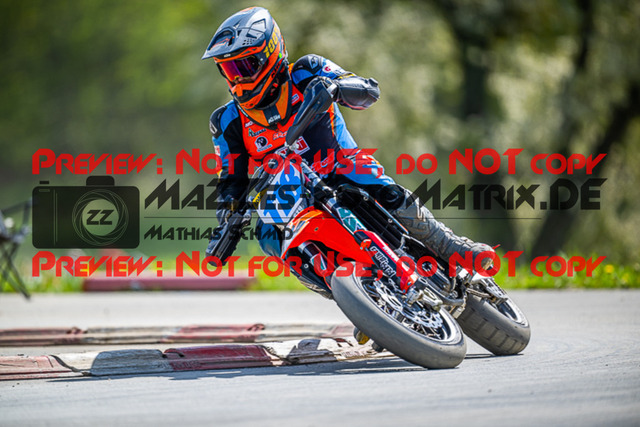 MaZZes_FotoMatrix_230506_7278 | S3