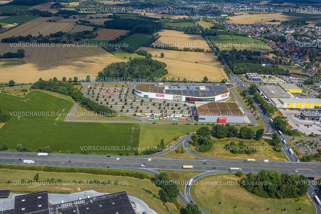 Hamm250701931Rhynern | Luftbild, Möbel Höffner Einrichtungshaus und Parkplatz und Parkplatz, Straßenkreuzung Werler Straße (B63) Ecke Unnaer Straße, Stadtbezirk Rhynern, Hamm, Ruhrgebiet, Nordrhein-Westfalen, Deutschland