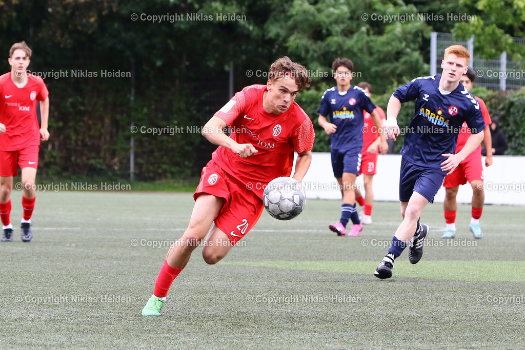 NH_EimsbüttelerTVU19_FCEintrachtNorderstedtU19_U19RegionalligaNord_09062024 | #20 Maximilian Hartrampf (Eimsbütteler TV U19)Fußball I Junioren I A-Junioren Regionalliga Nord I Saison 2023-2024 I 26 Spieltag I Eimsbütteler TV U19 - FC Eintracht Norderstedt U19 I 09.06.2024 I Sportzentrum Hoheluft