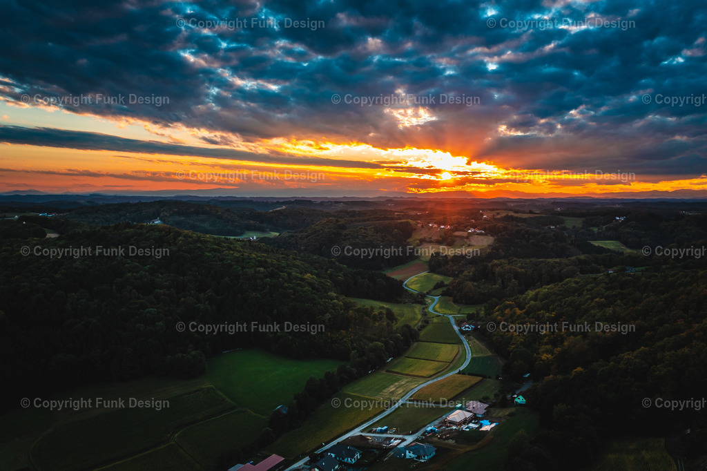 Steiermark | Entdecken Sie faszinierende Landschaftsbilder aus aller Welt. Von majestätischen Bergen bis zu wunderschönen Seen´n, meine Galerie bietet einzigartige Wandbilder, die jeden Raum bereichern. 