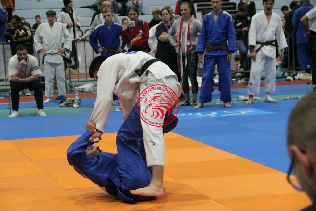 IMG_3831 | Fotos vom Adler Cup - Pictures from Adler Cup

Hier findet Ihr alle Eindrücke und großen Momente der Adler Cup Wochenenden. Here you will find all impressions and great moments of the Adler Cup weekends. - Realisiert mit Pictrs.com