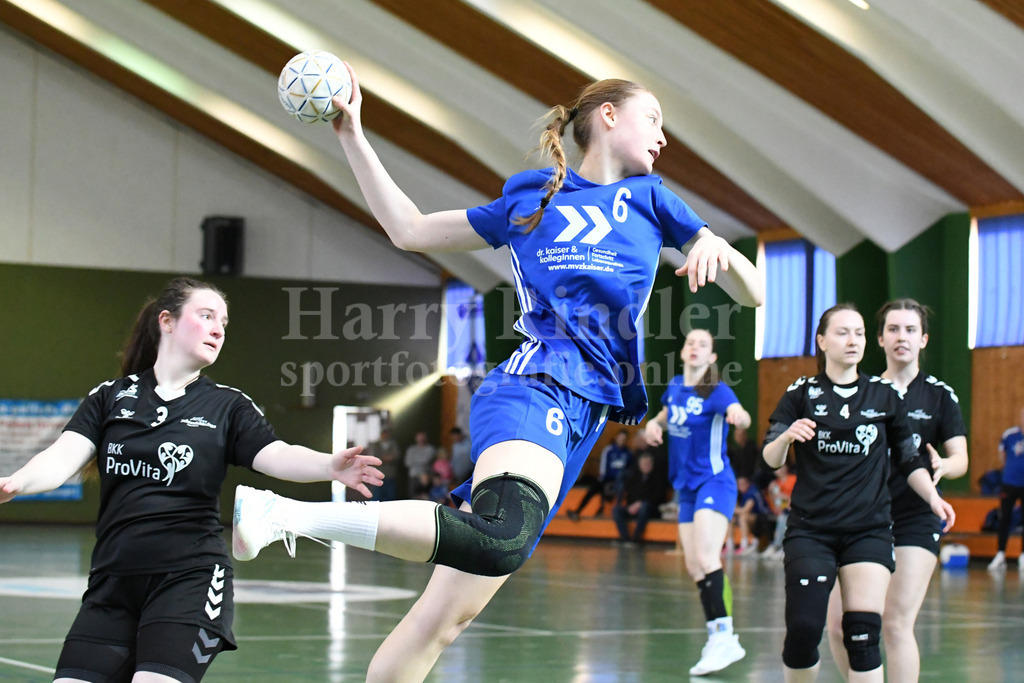 SSG Metten Damen :  HSG Schwab/kirchen | Lana Köck (SSG Metten Damen) - Realisiert mit Pictrs.com