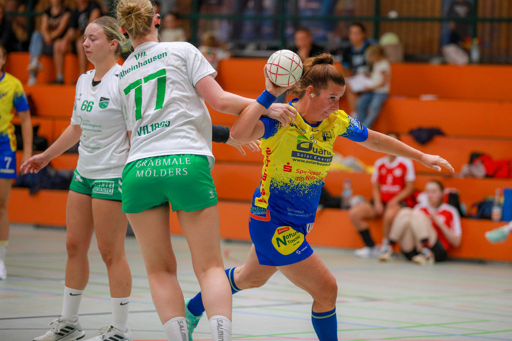 Neukirchen-Rheinhausen310825_064 | Bildergalerie von Sport-Ereignissen aber auch von weiteren spannenden Dingen - nicht nur vom Niederrhein. In Anlehnung an den bekannten Spruch von Hanns Dieter Hüsch heißt das Motto: "Niederrhein ist überall".  - Realisiert mit Pictrs.com