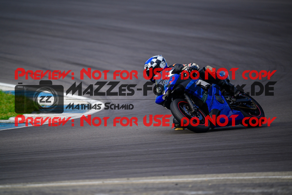 MaZZes_Fotomatrix_20250421_6007705_1820 | ROT