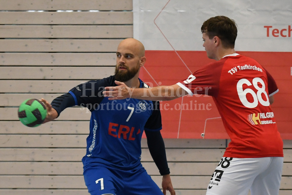 HC Deggendorf : TSV Taufkirchen/Vils | Emil Baumann  (HC Deggendorf  #7) - Realisiert mit Pictrs.com