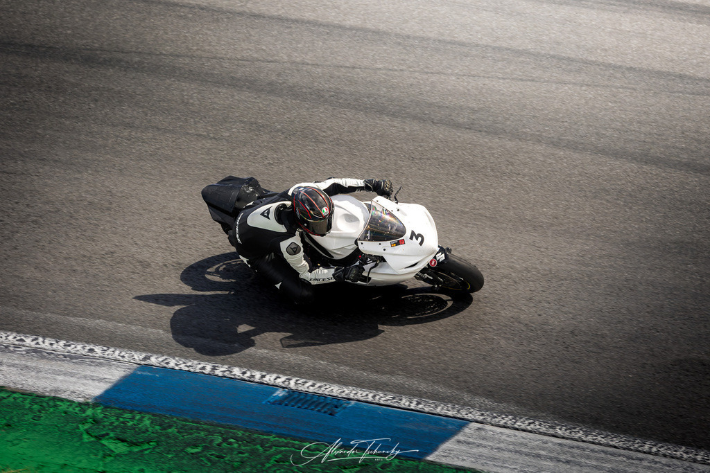 Ducati Trackday Hockenheimring 2026 | Entdecken Sie die faszinierende Welt von Alexander Tschuncky Arts: Kreative Fotografie, atemberaubende Automobilkunst und hochwertiger Bilderdruck. Lassen Sie sich inspirieren! - Realisiert mit Pictrs.com