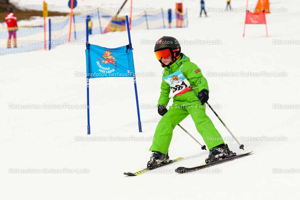 SRF_02.01.2026_0611 | Skirennfotos,Serfaus,Fiss,Ladis,Kinderskirennen,Winter,Tirol,Oberland,skirace,SFL,feelfree,weil wir's genießen,ski,Ski,skifahren,Sonnenplateau, - Realisiert mit Pictrs.com