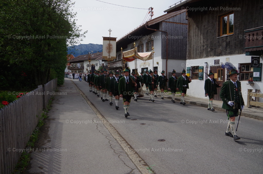 IMGP5230 | fotografiert von Axel PollmannLeonhardi Wallfahrt Benediktbeuern und Murnau, Fronleichnam, Fasching, Landschaft im Loisachtal und Benediktbeuern  - Realisiert mit Pictrs.com