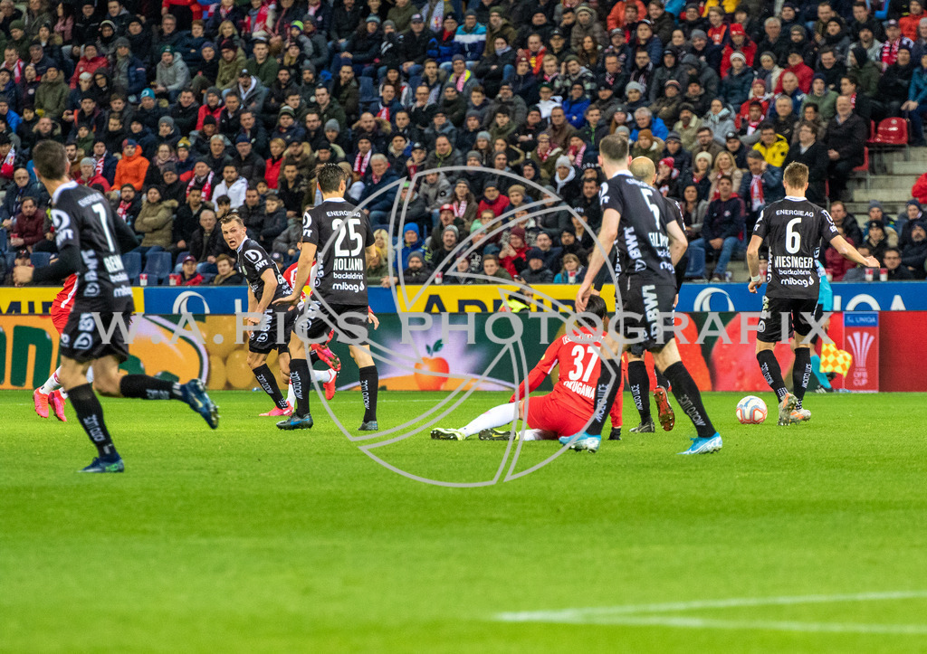 Red Bull Salzburg vs LASK | Salzburg,AUSTRIA 05.03.20 - SOCCER-UNIQUA OEFB CUP, Red Bull Salzburg vs LASK  Image shows: Philipp Wiesinger (LASK)
Photo: Sportmediapics.com/ Andreas Willdoner
