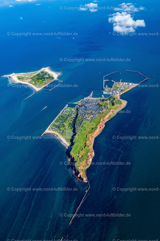 Helgoland_ELS_8924160823 | HELGOLAND 16.08.2023 Küsten- Landschaft der Insel Helgoland in der Nordsee im Bundesland Schleswig-Holstein, Deutschland. Weiterführende Informationen bei: Helgoland Tourismus-Service. // Coastal landscape of the island of Helgoland in the North Sea in the state of Schleswig-Holstein, Germany. Further information at: Helgoland Tourismus-Service. Foto: Martin Elsen